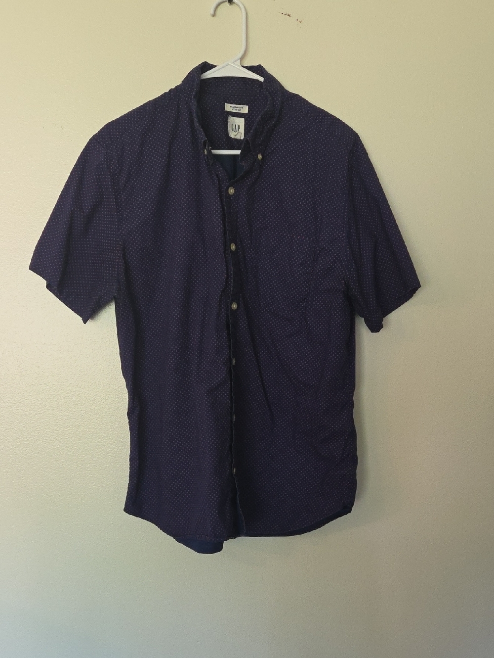 GAP Men’s Short Sleeve Button-Down Shirt - Navy with Micro Dot